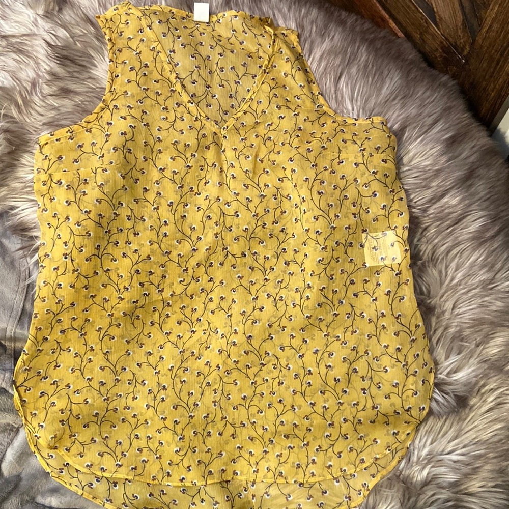Old Navy tank top